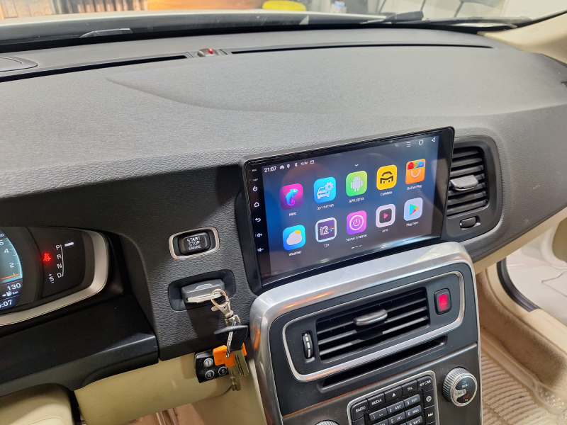 התקנת מולטימדיה MAX Z 4/64 ל-Volvo s60 שנת 2016