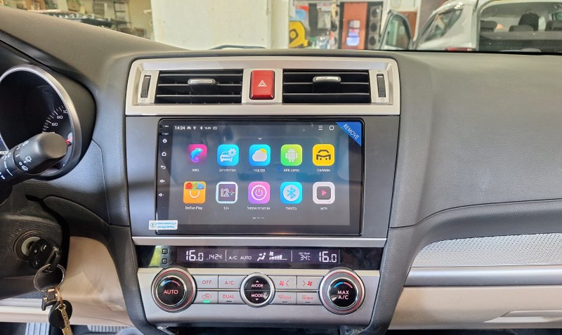 התקנת מסך מולטימדיה MAX Z לסובארו אאוטבק 2015